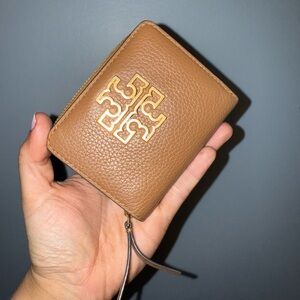 Tory Burch Tan Leather Wallet with Gold Logo